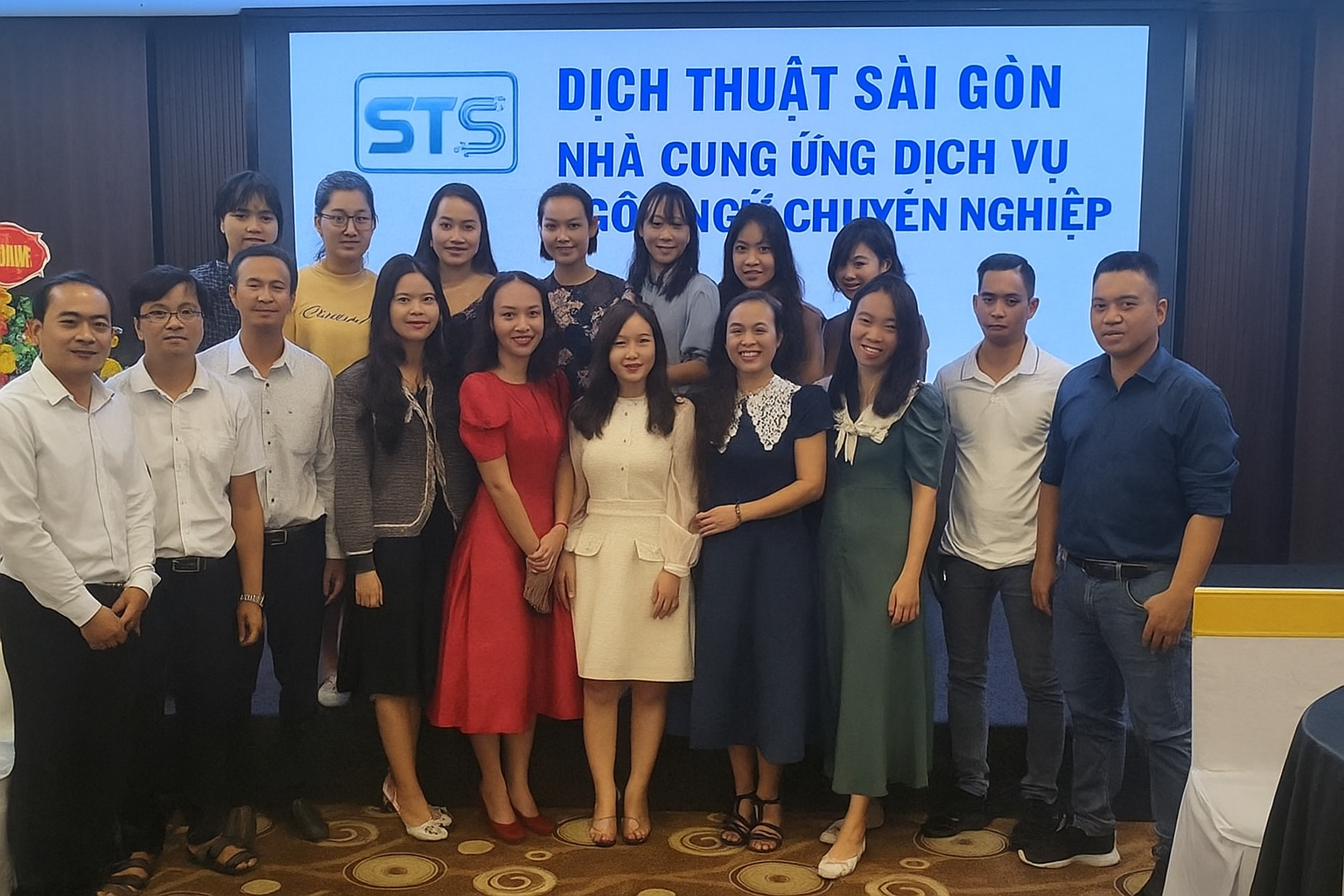 Cong-ty-cp-dich-thuat-sai-gon-tai-quan-2